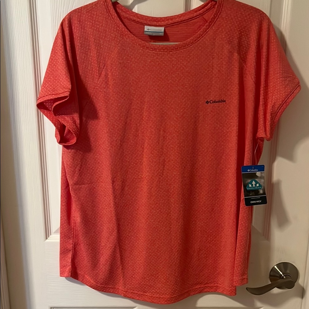 NWT Columbia Pink Relaxed Fit Short Sleeve Tee. Size 1X.